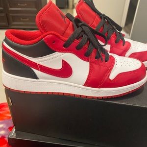 Air Jordan 1 size 6 in boys
